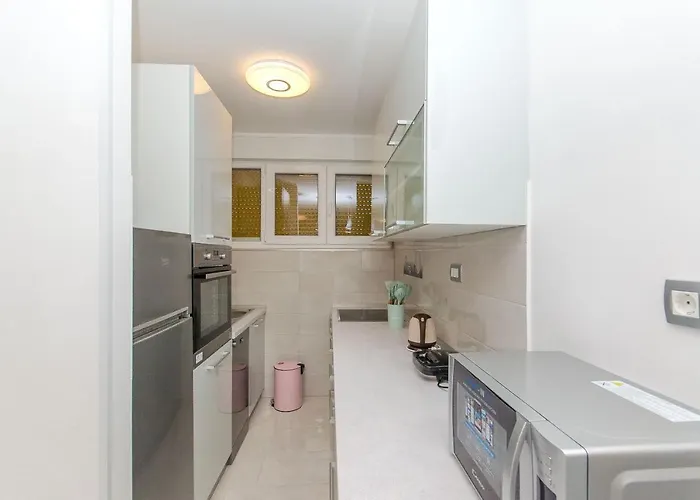 Astrid * 斯普利特